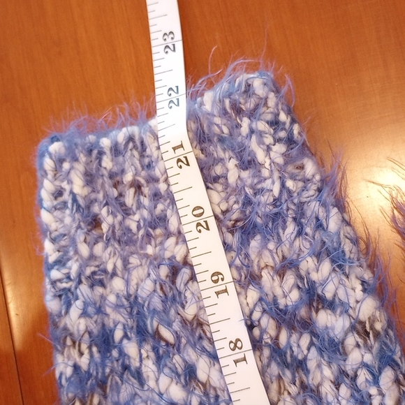 Forever 21 Junior's Eyelash Chunky Knit Sweater Size:M Color:Blue, White NWOT - Picture 12 of 12